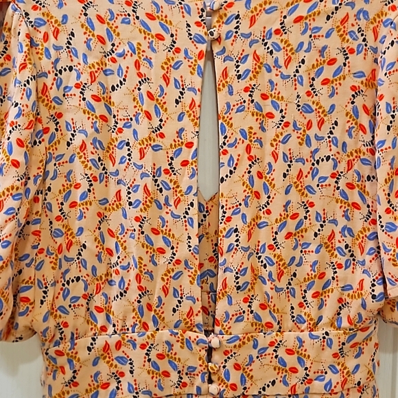 Free People Peach Floral Printed Virginia Romper with/ Open Back Size 6 - Picture 13 of 16